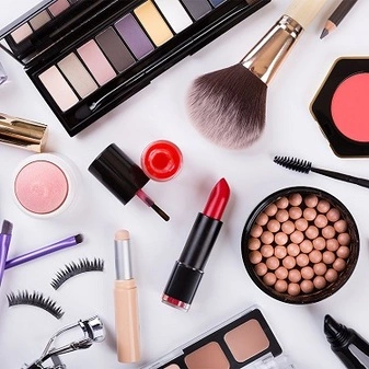 makeup-products-online-shopping-in-pakistan