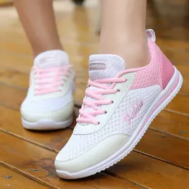 women-sneaker-online-shopping-in-pakistan